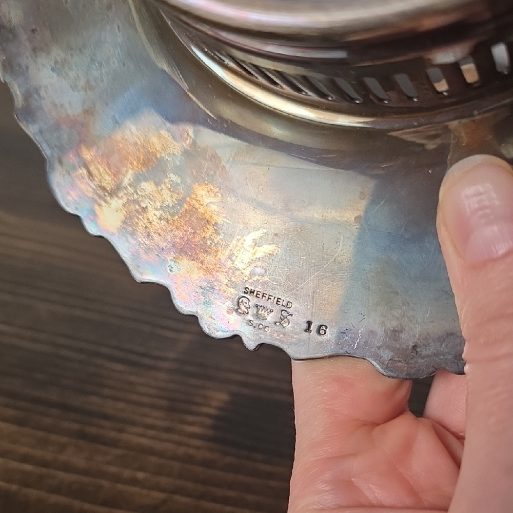 Elegant Silver Decorative Plate‎ - Picture 4 of 13